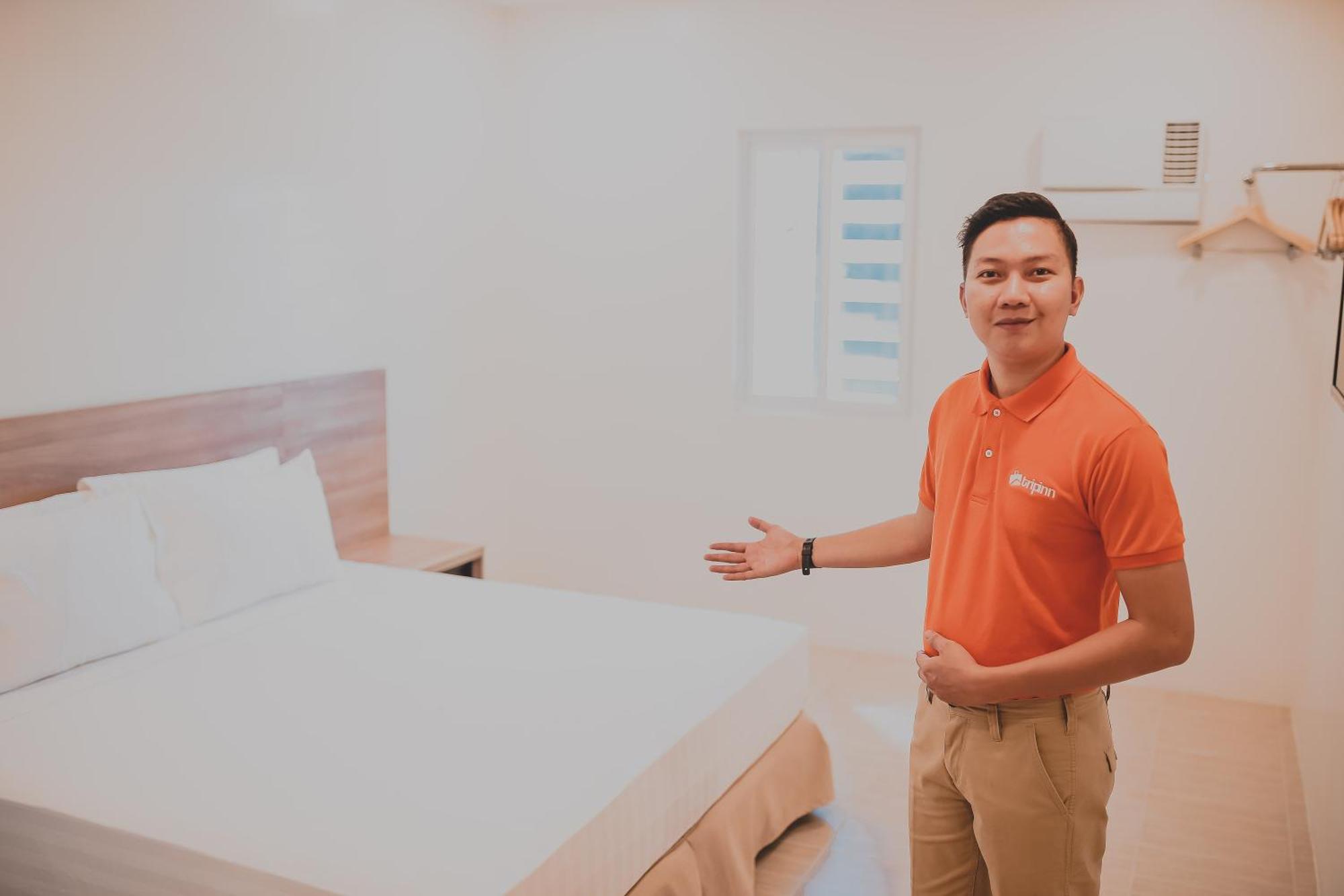 Trip Inn Near Airport Or City Center Legazpi Buitenkant foto